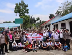 Polwan Polres Padangsidimpuan Berikan Sentuhan Haru di HUT ke-76: Kunjungan ke SLB dan Bakti Kesehatan