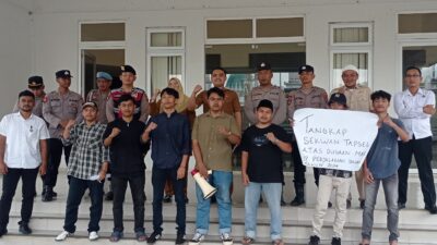 Mahasiswa Tapsel Desak Pemeriksaan Sekretaris Dewan Terkait Dugaan Penyalahgunaan Anggaran Perjalanan Dinas Rp15 Miliar
