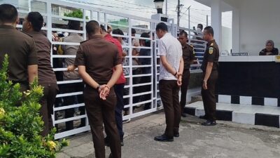 Lagi-Lagi Kajari Lambok Didesak Mundur, Mahasiswa Padangsidimpuan Nilai Hukum Tajam ke Bawah dan Tumpul ke Atas