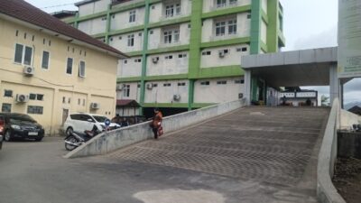 Pemuan mayat di kedai kopi sadabuan sudah ada di kamar mayat rumah sakit umum padang sidimpuan