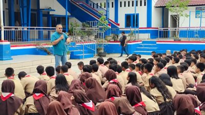Ketua Umum JMSI Motivasi Siswa SMPN 1 Padangsidimpuan, Tanya Siapa yang Mau Jadi Astronot