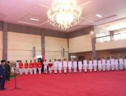 Wabup Tapsel Kukuhkan 68 Anggota Paskibra Untuk Upacara HUT RI Ke-80