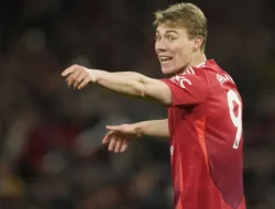 Rasmus Hojlund Akan Nikmati Liga Champions, Resmi Berseragam Napoli