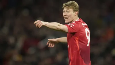 Rasmus Hojlund Akan Nikmati Liga Champions, Resmi Berseragam Napoli