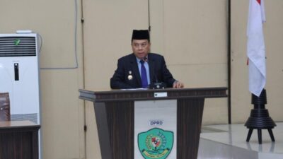Wabup Tapsel Sampaikan Rancangan Perubahan KUA-PPAS 2025 ke DPRD