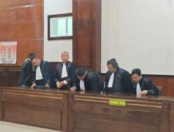 Sidang Razman Arif Nasution Memanas: Pengacara Walk Out, Hakim Tetap Bacakan Putusan