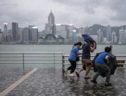 Hong Kong Siaga Topan Super Ragasa: Sekolah Diliburkan, Layanan Darurat Siap