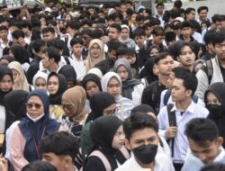 Pertumbuhan Ekonomi Indonesia Stabil, tapi Anak Muda Sulit Dapat Kerja Produkti