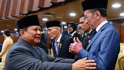 Jokowi Ucapkan Selamat Ulang Tahun ke-74 untuk Prabowo, Doakan Sehat Emban Tugas Besar
