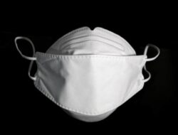 Waspada Mikroplastik di Udara Jakarta: Kemenkes Imbau Masyarakat Tetap Gunakan Masker Setelah Hujan