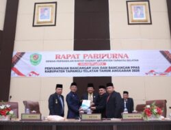 Rapat Paripurna DPRD Tapsel, Bupati Paparkan KUA-PPAS 2026 dengan Tema Penguatan Ekonomi