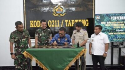 Pemkab Tapteng Serahkan 100 Hektar Tanah Negara untuk Pembangunan Batalyon Teritorial TNI AD