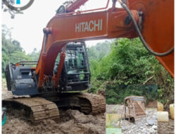 Tanpa Izin, Tanpa Takut: Aktivitas Tambang Emas Ilegal di Batang Sinabuan Kembali Beroperasi